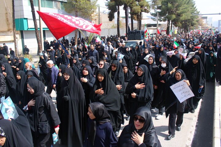 تصاویر/ مراسم تشییع پیکر مطهر شهدای هوانیروز در کرمان