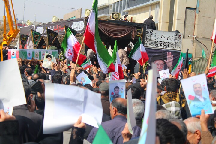 تصاویر/ مراسم تشییع پیکر مطهر شهدای هوانیروز در کرمان
