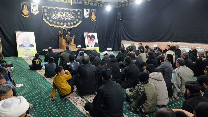 تصاویر| مراسم محوری گرامی داشت شهادت رهبر معظم انقلاب در مدرسه علمیه زیرکوه