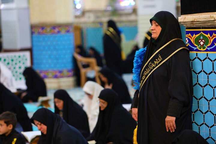 تصاویر/ آیین ترتیل خوانی قرآن کریم در امامزاده سید جعفر(ع) محمد استان یزد