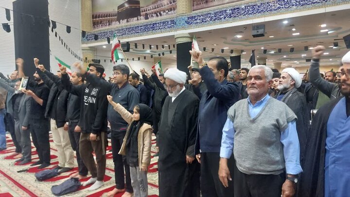 تصاویر/ وداع با شهید مدافع وطن در کنگان
