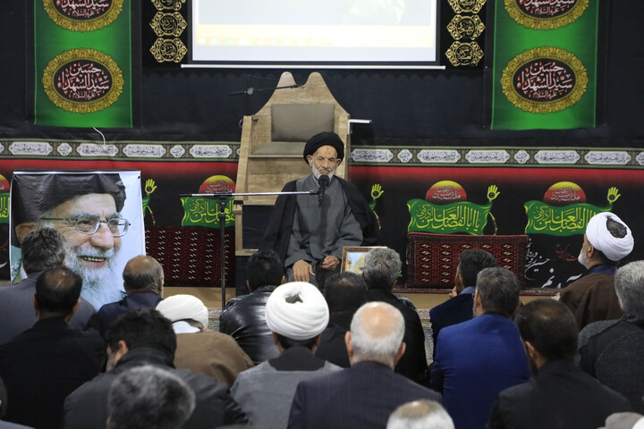 تصاویر| سومین نشست ائمه جماعت و کارگزاران مساجد بیرجند در مسجد خاتم الانبیا(ع) بیرجند