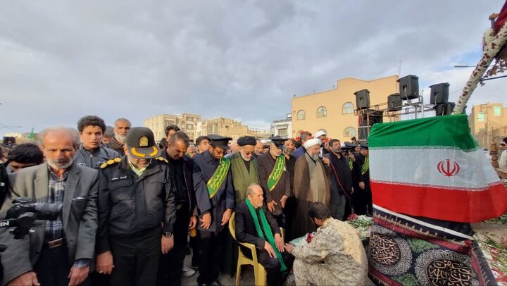 تصاویر/مراسم تشییع و خاکسپاری شهید مدافع وطن سرهنگ پاسدارسید محمد میرحسینی بیدگلی