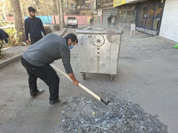 تصاویر| حضور میدانی طلاب جهادی یاسوج در قلب تهران پس از تجاوز صهیونی–آمریکایی