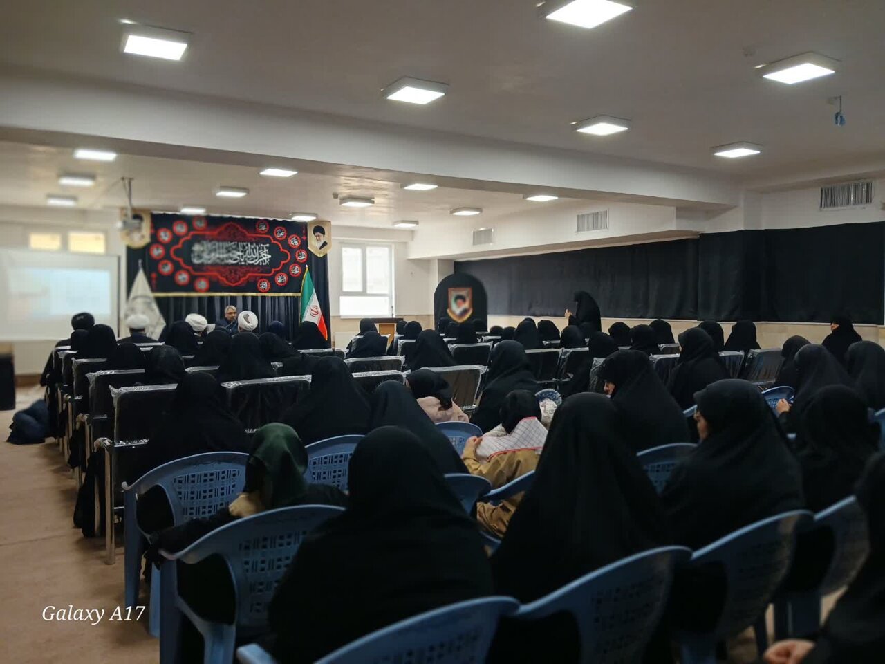 تصاویر/ برگزاری مراسم عزاداری شهادت رهبر انقلاب در مدرسه علمیه زینب کبری (س) ارومیه