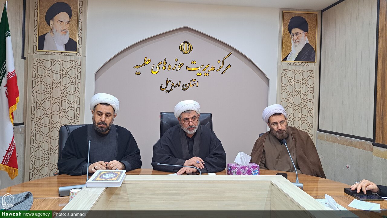 جلسه قرارگاه جنگ ترکیبی بلاغ مبین استان اردبیل