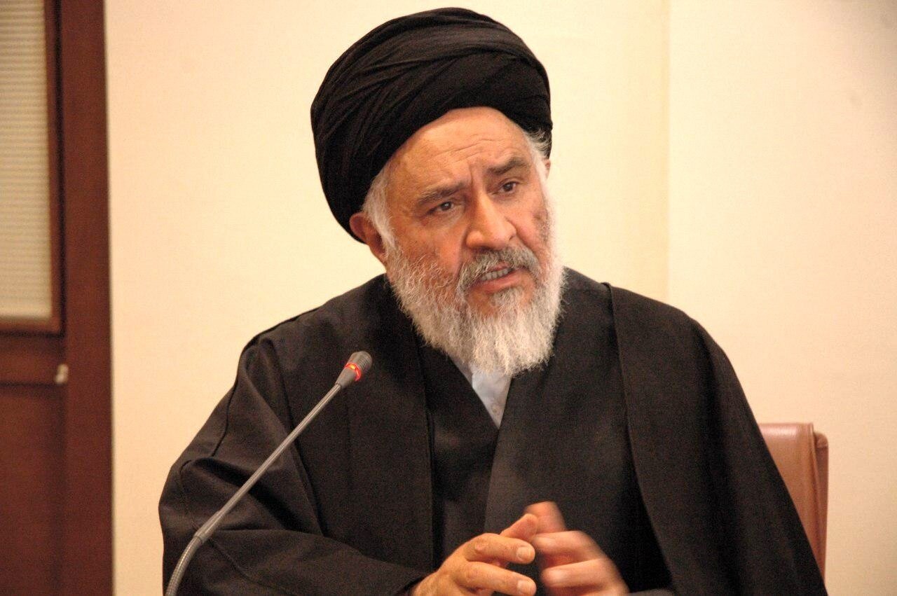 شهید لاریجانی همواره در مسیر دین، اخلاق و خدمت به کشور گام برمی‌داشت