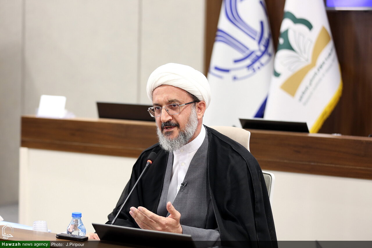 امروز رژیم صهیونیستی و آمریکای جنایتکار به دنبال تجزبه امت اسلام هستند