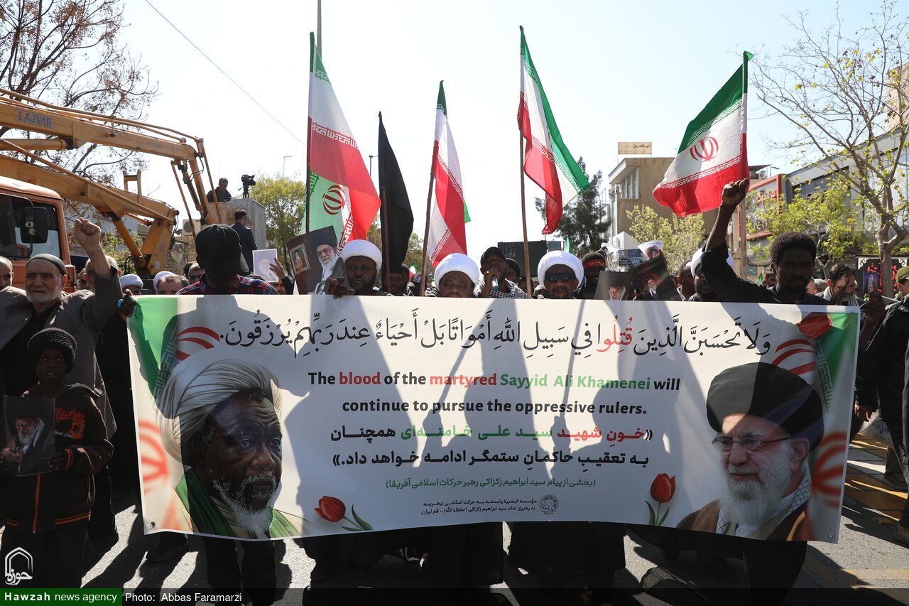 Dandazon Jama'ar Qom a Sallar Juma'a; Jaddada Haɗin Kan Ƙasa da Ci Gaban Tafarkin Wilaya