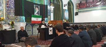 فیلم | مراسم سوگواری مردم ولایتمدار شهر بادرود درسوگ شهادت آیت‌الله خامنه‌ای (ره)