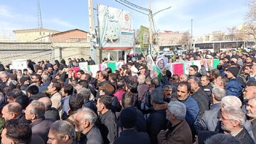 تصاویر / وداع باشکوه مردم زنجان با شهدای اقتدار