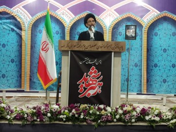 فردی را برای رهبری انتخاب خواهیم کرد که ذره‌ای اعتماد به آمریکا و رژیم صهیونی نداشته باشد