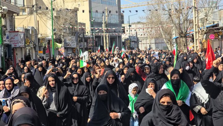 تصاویر/ پیکر شهید امین اورنگ و شهید علیرضا آزم تشییع شد