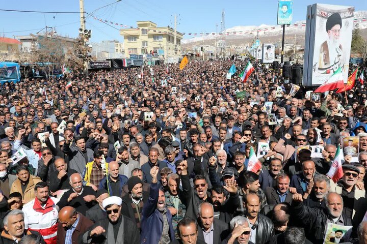 تصاویر/ پیکر شهید امین اورنگ و شهید علیرضا آزم تشییع شد