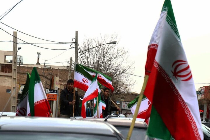 تصاویر/ کاروان ماشینی طلاب محمودیه کرمان