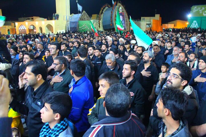 تصاویر/ نخلبرداری عاشورایی در ششمین روز شهادت امام خامنه ای در اردکان