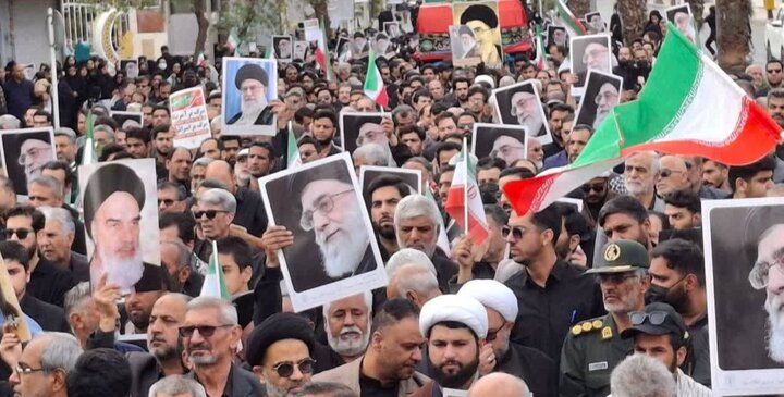 تصاویر/ اجتماع با شکوه مردم زاهدان در عزای رهبر شهید