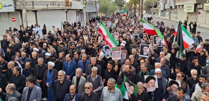 تصاویر/ اجتماع با شکوه مردم زاهدان در عزای رهبر شهید