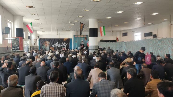 تصاویر/ اقامه نمازجمعه شهر کشکوئیه