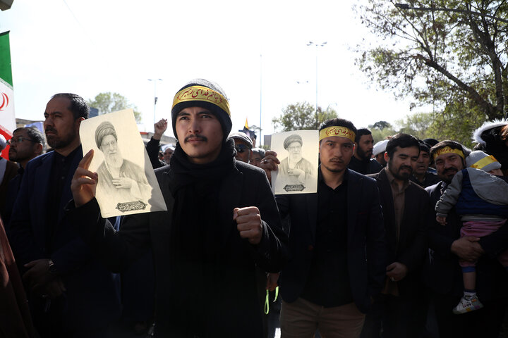عزاداری افغانستانی‌های مقیم قم در سوگ شهادت رهبر انقلاب