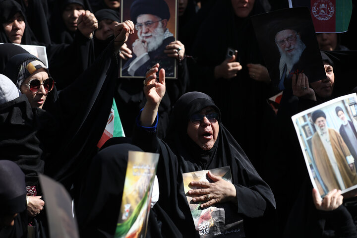 عزاداری افغانستانی‌های مقیم قم در سوگ شهادت رهبر انقلاب