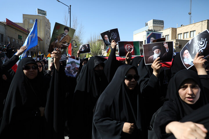 عزاداری افغانستانی‌های مقیم قم در سوگ شهادت رهبر انقلاب