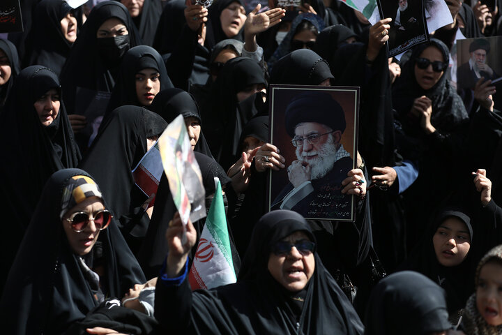 عزاداری افغانستانی‌های مقیم قم در سوگ شهادت رهبر انقلاب