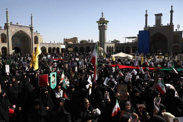عزاداری افغانستانی‌های مقیم قم در سوگ شهادت رهبر انقلاب