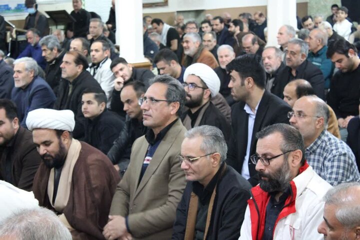 تصاویر/ اقامه نماز جمعه ماکو