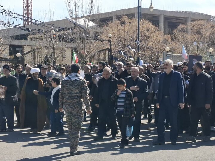 تصاویر/ راهپیمایی مردم کاشان پس از اقامه نماز جمعه امروز