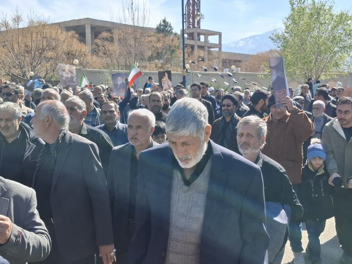 تصاویر/ راهپیمایی مردم کاشان پس از اقامه نماز جمعه امروز
