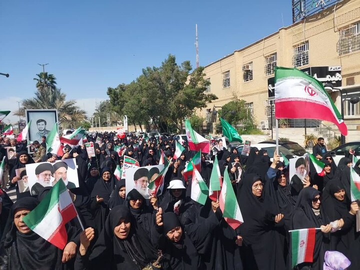 تصاویر/ راهپیمایی خون خواهی رهبر شهید انقلاب در بوشهر