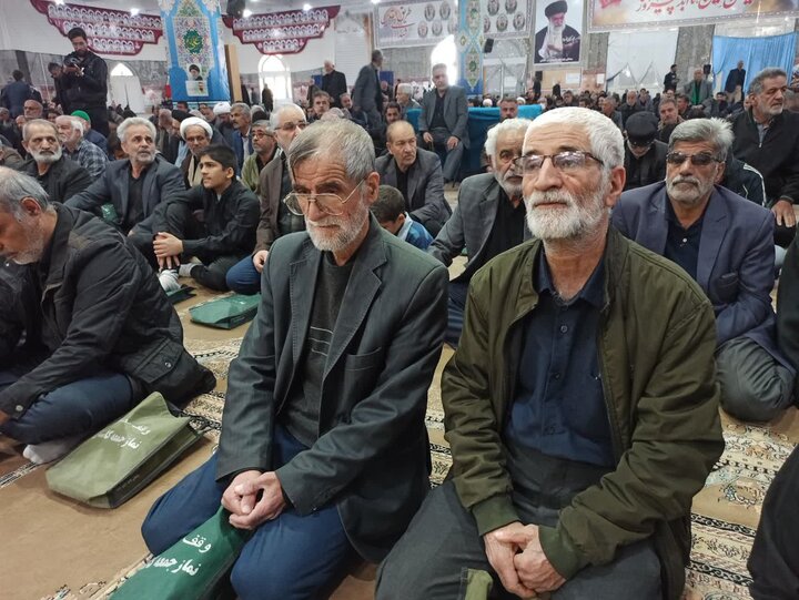 تصاویر/ نمازعبادی سیاسی جمعه کاشان