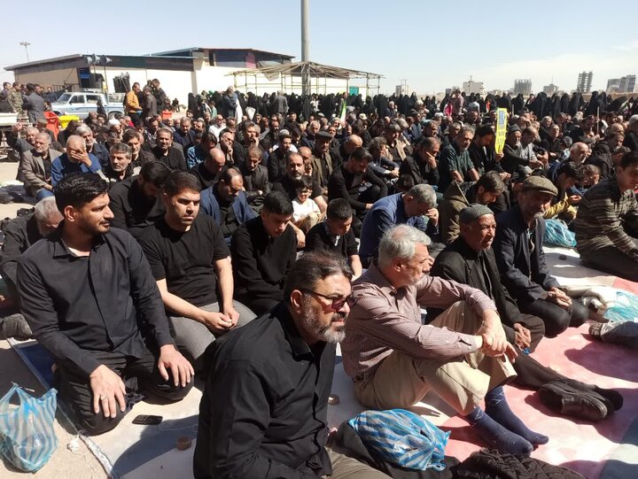تصاویر/ نمازعبادی سیاسی جمعه کاشان