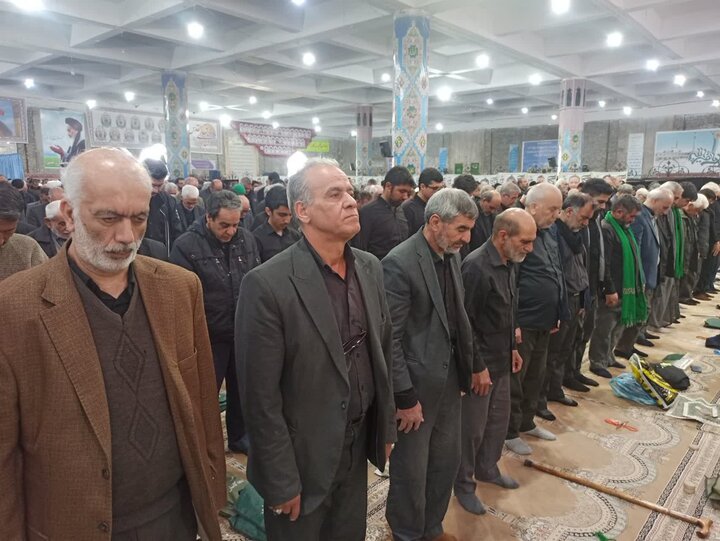 تصاویر/ نمازعبادی سیاسی جمعه کاشان