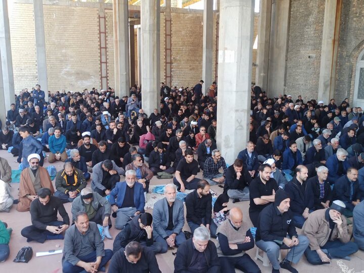 تصاویر/ نمازعبادی سیاسی جمعه کاشان