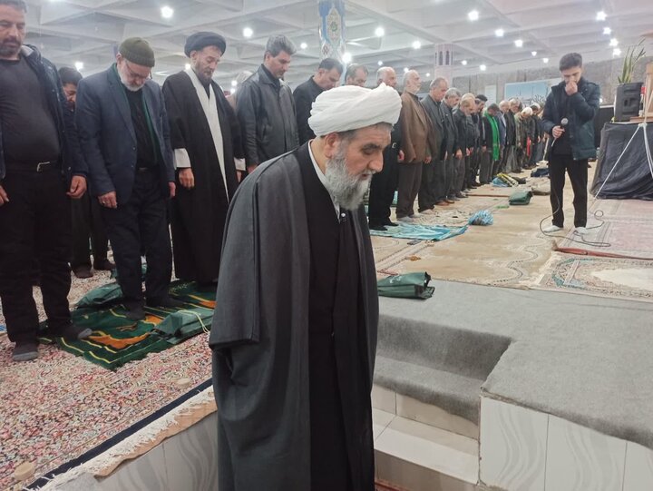 تصاویر/ نمازعبادی سیاسی جمعه کاشان