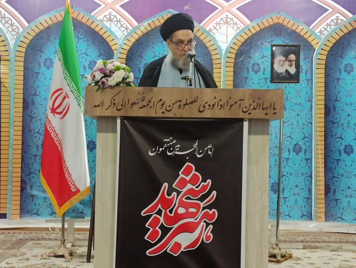 تصاویر/ نمازعبادی سیاسی جمعه کاشان