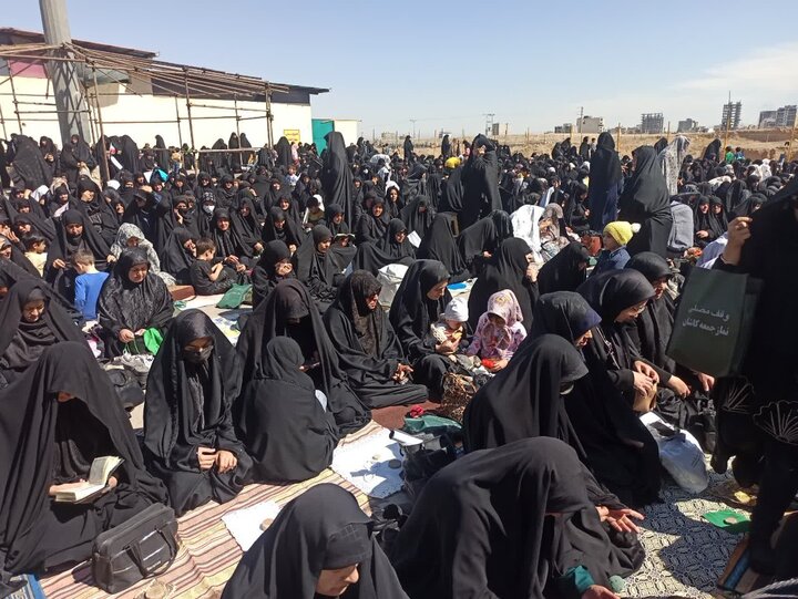 تصاویر/ نمازعبادی سیاسی جمعه کاشان