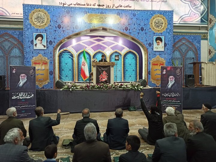 تصاویر/ نمازعبادی سیاسی جمعه کاشان