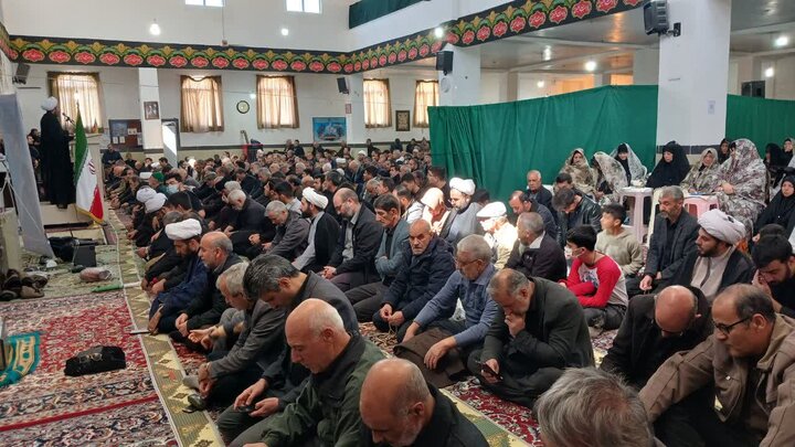تصاویر/ اقامه نماز جمعه شهرستان بیجار
