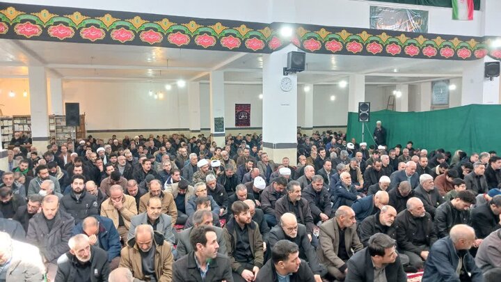 تصاویر/ اقامه نماز جمعه شهرستان بیجار