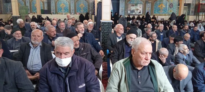 تصاویر/ نماز عبادی سیاسی جوشقان قالی
