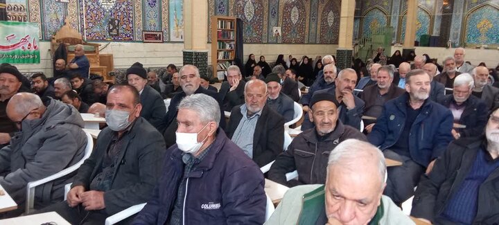 تصاویر/ نماز عبادی سیاسی جوشقان قالی