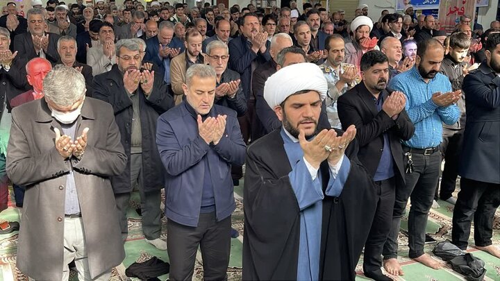 تصاویر/ حضور پرشور مردم تالش در نماز جمعه