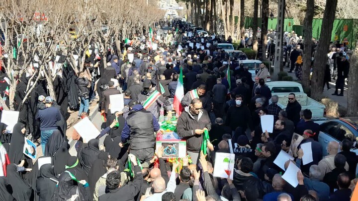 خیزش مردم انقلابی و میهن پرست کرج در سوگ شهید امام خامنه ای و دفاع از میهن عزیزمان