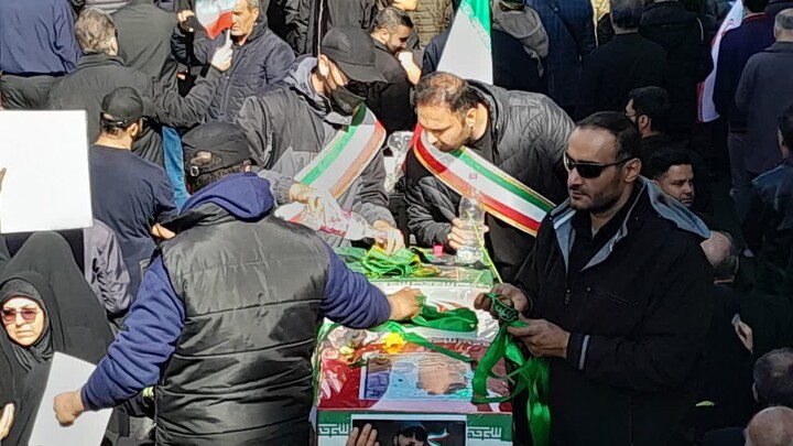 خیزش مردم انقلابی و میهن پرست کرج در سوگ شهید امام خامنه ای و دفاع از میهن عزیزمان