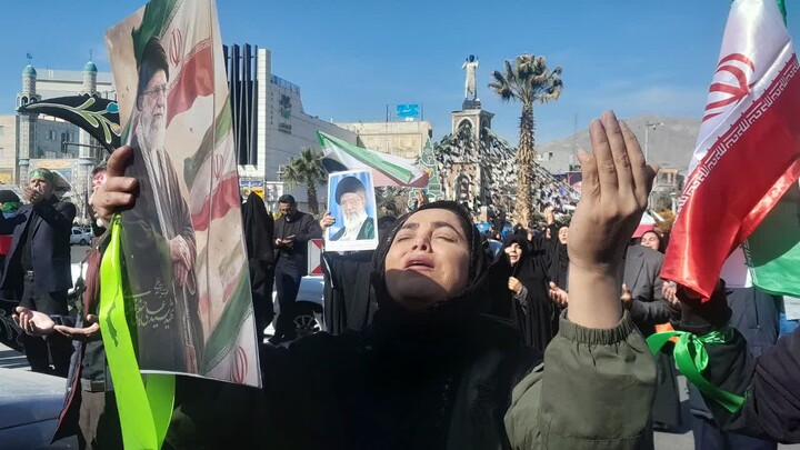 خیزش مردم انقلابی و میهن پرست کرج در سوگ شهید امام خامنه ای و دفاع از میهن عزیزمان