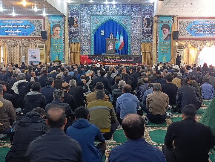 نماز جمعه بوشهر به روایت تصویر