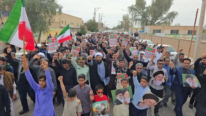 تصاویر/ راهپیمایی مردم ریگان در انتقام‌خواهی امام‌شهید